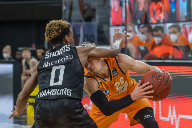 本季尤为突 本季尤为突